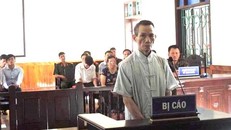 Bị cáo Lê Bá Nhân tại phiên tòa. (Ảnh: ĐH)