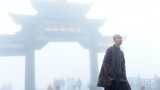 Hành hương chiêm bái quần thể văn hóa tâm linh Fansipan mùa Phật đản