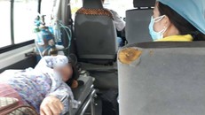 Sản phụ T. lúc được chuyển từ BVĐK Bình Phước xuống BV Từ Dũ