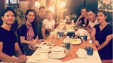 Hà Hồ và Kim Lý đã cùng nhau xuất hiện trong một buổi tiệc nhỏ với bạn bè xoá nghi án đường ai nấy đi