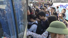 Tàu xe, máy bay tăng chuyến phục vụ dịp nghỉ lễ 2/9