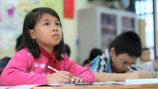 Chưa thay sách giáo khoa lớp 1 từ năm học 2019-2020 như dự kiến trước đây của Bộ GD-ĐT. Ảnh: Thanh Hùng