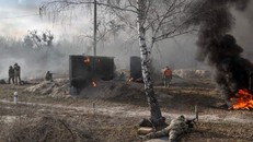 Anh tuyên bố sẽ gửi thêm binh lính tới Ukraine để chống lại "các mối đe dọa của Nga"