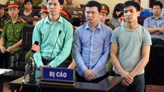 Từ trái qua: Hoàng Công Lương, Trần Văn Sơn và Bùi Mạnh Quốc. Ảnh: TAND TP Hòa Bình