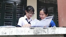 Kỳ thi '2 trong 1', lợn cợn tổ hợp '3 trong 1'