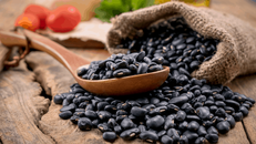 Những người 'cấm kỵ' uống nước đậu đen, cần biết để khỏi mất mạng