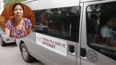 Bà Nguyễn Bích Quy (ảnh nhỏ) bị khởi tố về tội Vô ý làm chết người