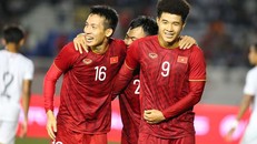 Các cầu thủ U22 Việt Nam ăn mừng bàn thắng thứ ba vào lưới U22 Campuchia (Ảnh Dân trí)