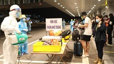 161 công dân Việt Nam về từ Mỹ âm tính với virus SARS-CoV-2