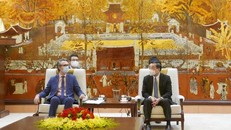 Chủ tịch UBND thành phố Hà Nội Chu Ngọc Anh tiếp ông Giorgio Aliberti, Đại sứ, Trưởng Phái đoàn Liên minh châu Âu (EU)