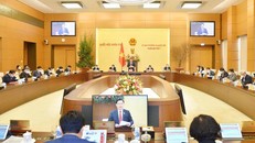 Phiên họp Quốc hội thứ 7 chính thức khai mạc, xem xét các vấn đề quan trọng