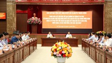 Quang cảnh buổi họp