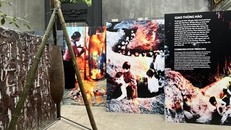 Chiếc kẻng làm từ vỏ bom