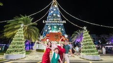 Rộn ràng Giáng sinh rực rỡ tại Vinpearl – VinWonders