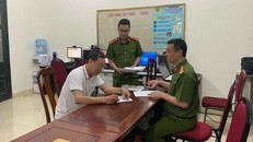 Tài xế Hoàng Ngọc V. (sinh năm 1960, ở quận Long Biên, Hà Nội) tại công an quận Tây Hồ