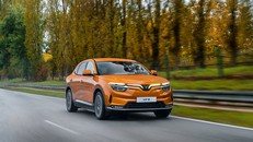 VinFast Canada chọn Certified Collision Care là đối tác hệ thống Sửa chữa Đồng sơn