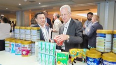 Vinamilk chia sẻ câu chuyện "truyền cảm hứng" về ngành sữa Việt Nam và nhận giải thưởng lớn tại Anh