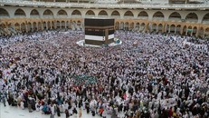 Nắng nóng khiến hơn 2.000 tín đồ hành hương Hajj bị sốc nhiệt tại Saudi Arabia