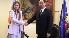 Phó Chủ tịch Quốc hội Trần Quang Phương hội đàm với Phó Chủ tịch Hạ viện Chile Daniella Cicardini. (Ảnh: Ngọc Tùng/TTXVN)