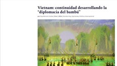 Bài báo ca ngợi thành tựu ngoại giao “cây tre” của Việt Nam được đăng trên trang Equilibrium Global Argentina. Ảnh: TTXVN