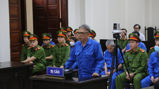 Ông Đỗ Hữu Ca bất ngờ thay đổi lời khai, đồng ý với nội dung cáo trạng của Viện kiểm sát