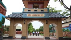 Không gian làng quê ở Gốm Đất Việt, TX Đông Triều, Quảng Ninh