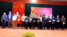 Công ty Cổ phần TNH99 Việt Nam - Trao gửi những món quà Tết ấm áp
