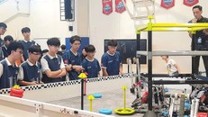 Trường Đinh Thiện Lý xuất sắc nắm quyền tham dự Giải Vô địch Thế giới VEX Robotics 2025