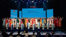 Chương trình “Gala Tiếng Việt thân thương 2025” với chủ đề “Dòng sông chảy mãi, gắn kết muôn phương”.