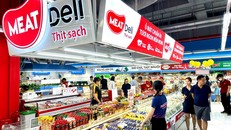 Khách hàng dễ dàng tìm thấy các sản phẩm thịt sạch, tươi ngon tại siêu thị WinMart