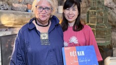 cuốn sách “Việt Nam – Hành trình ký ức” được Dominique thực hiện cùng với Tiến sĩ Hoàng Thị Hồng Hà 