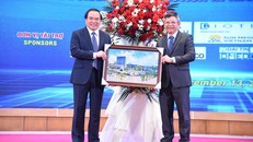 Việt Nam đang chứng kiến bước tiến mạnh mẽ trong lĩnh vực nội soi, thay khớp 