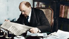 V.I.Lenin – Tấm gương của sự nỗ lực tự học tập