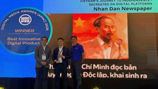 Nhà báo Nguyễn Hoàng Nhật, Phó Trưởng Ban Nhân Dân điện tử đại diện Báo Nhân Dân nhận giải thưởng tại giải Báo chí Kỹ thuật số châu Á (Digital Media Award Asia) 2026.