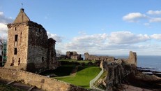 Vẻ đẹp của thị trấn nơi Hoàng tử William và Công nương Kate gặp nhau