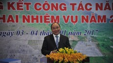 Thủ tướng cho biết sẽ ký phê duyệt quyết định tăng vốn điều lệ EVN lên 205.000 tỷ đồng trong tháng 1/2017.