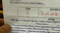 Thầy giáo mất cả tiếng để chấm bài văn 'không thể đọc nổi'