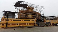 Việc trùng tu Bia Quốc học gây xôn xao dư luận vì làm sai lệch so với nguyên bản. Ảnh: Điền Quang.