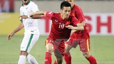 Tiền đạo Văn Quyết (số 10) của Việt Nam. (Ảnh: Quốc Khánh/TTXVN)
