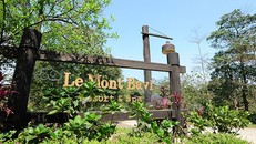 Công trình du lịch sinh thái giữa Vườn quốc gia Ba Vì. 