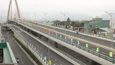 Công trinh cầu vượt ngã ba Huế.