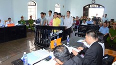 Phiên xử vụ án đưa hối lộ tiếp tục tại tòa án tỉnh Đắk Nông