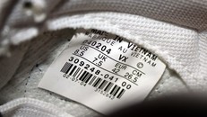 Tuy được đánh giá cao hơn "Made in China" song hàng hóa có xuất xứ Việt Nam nhìn chung vẫn ở nhóm dưới trong 52 nền sản xuất được khảo sát.