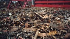 Mỗi ngày Việt Nam nhập hơn 11.000 tấn sắt thép phế liệu