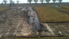 Dòng thấm xuất hiện ở mái hạ lưu đập.