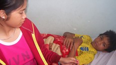 A Điểm đang điều trị tại Bệnh viện.