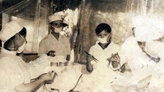 Các Nữ bác sĩ quân y.