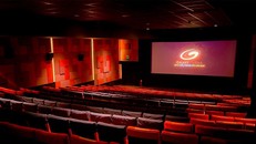 Ban quản trị Galaxy Cinema đang muốn bán cụm rạp và dự kiến thu về 25 triệu USD . Ảnh: Galaxy.