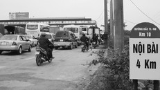 Trạm thu phí BOT trên đường Bắc Thăng Long - Nội Bài (Hà Nội) đang thu phí cho dự án đường tránh Vĩnh Yên (Vĩnh Phúc). Ảnh: Anh Trọng.