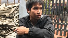 Gia đình anh Tuyến gồm 5 người may mắn thoát nạn sau khi nhà đổ sập.